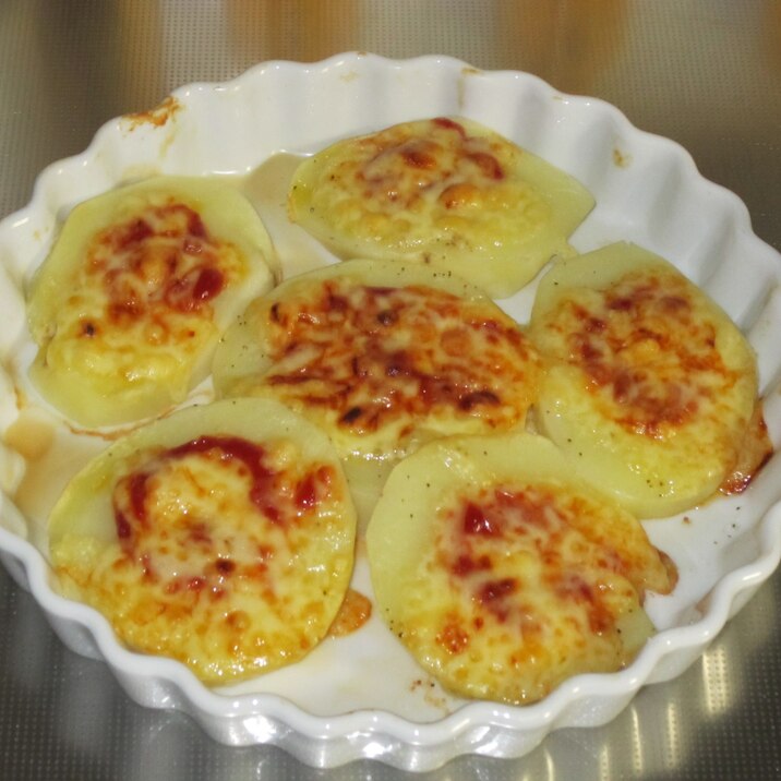 新ジャガイモのピザ風焼き